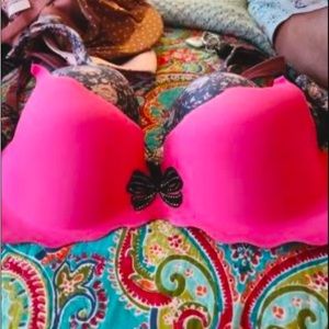 Victoria Secret Bra 38D